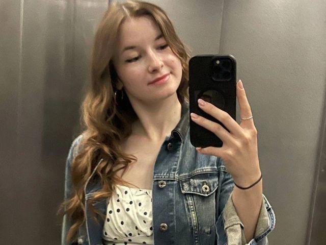 LunaCherry – Webcam Girls