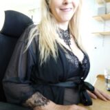 Rassige-Frau, Bild 1