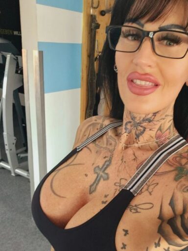 Sari-Sander bei Webcam Girls